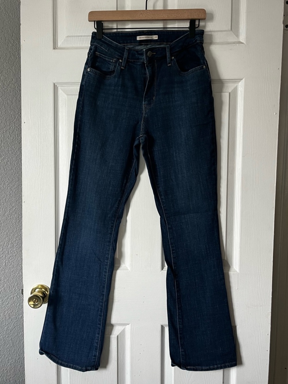 Levi’s Women's Highrise BootLeg Jeans